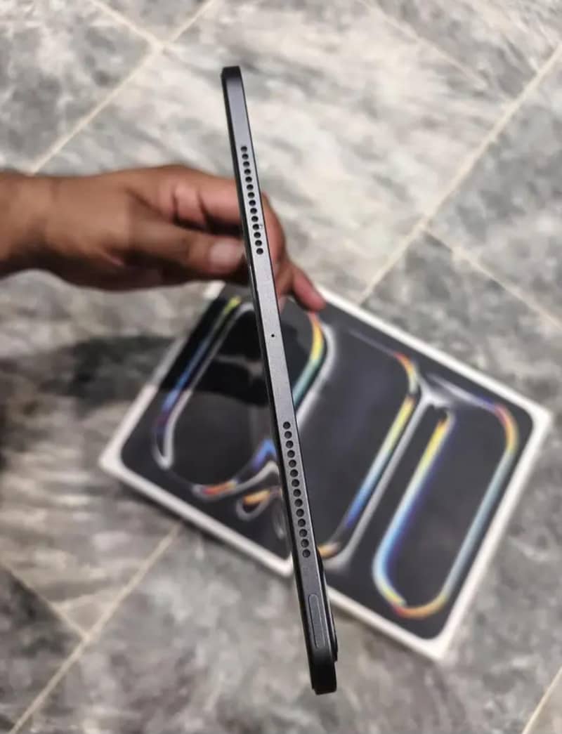 IPAD PRO M4 CHIP  11 INCH 1