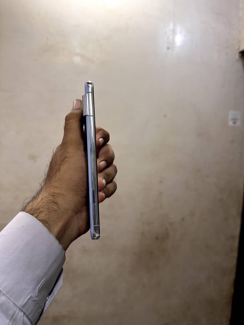 Google Pixel 8 Pro 2