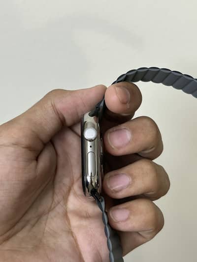 Apple Watch Series 10 Titanium