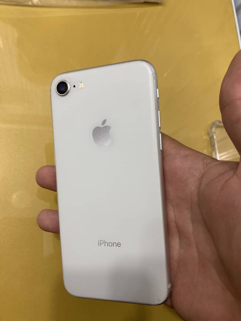Apple iPhone 8 0
