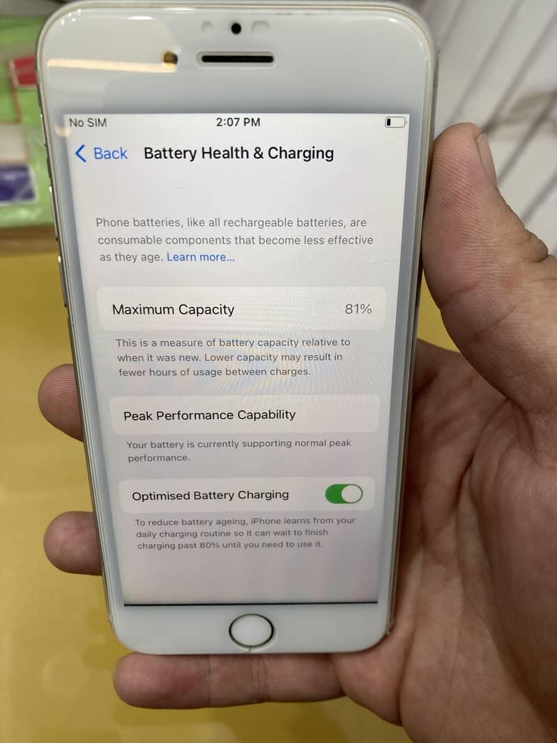 Apple iPhone 8 5