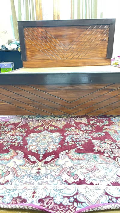 Used bed in like-new condition