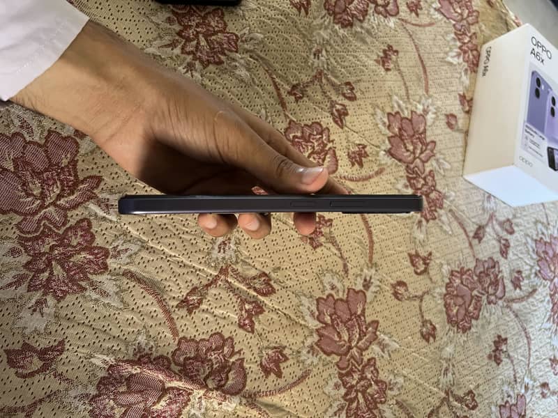 OPPO A6 4G 3