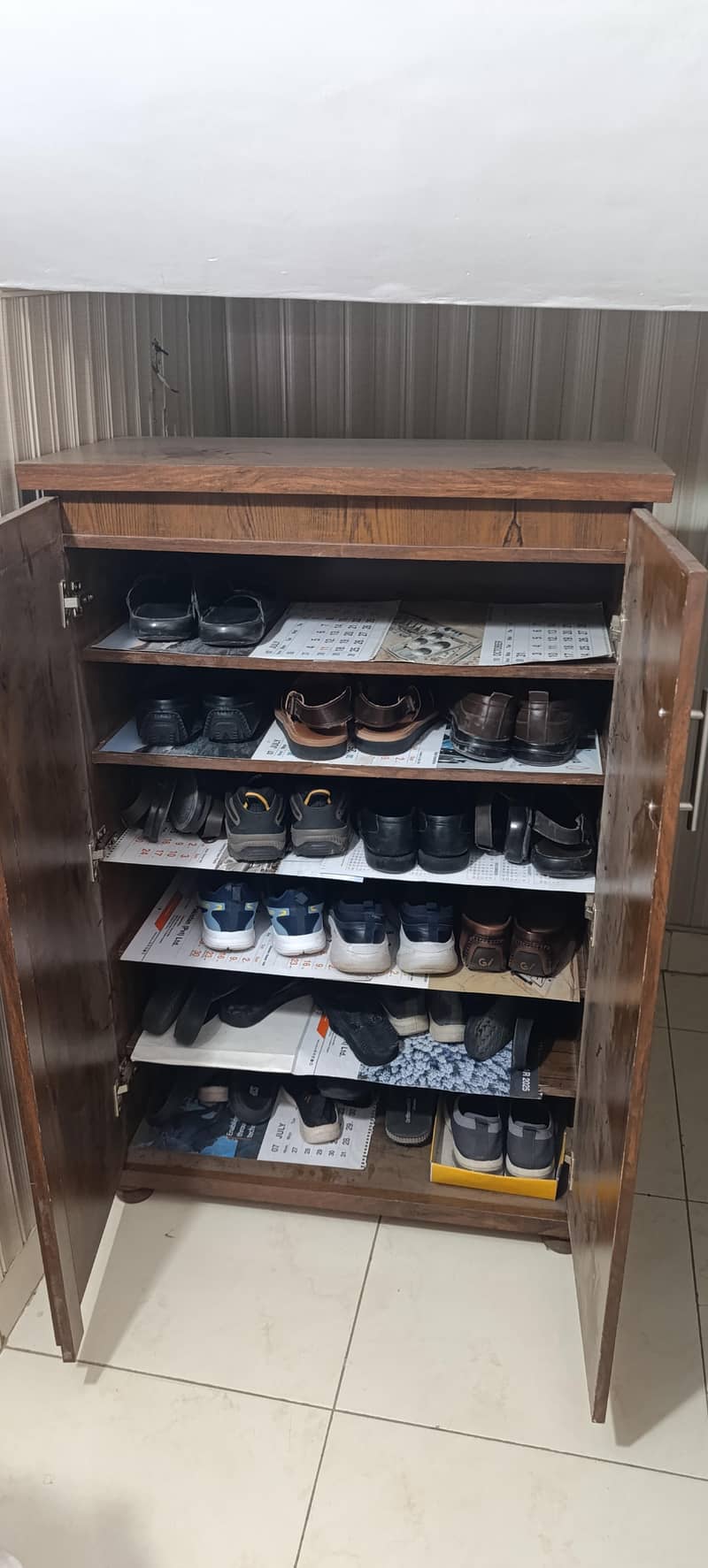 shoo rack 1