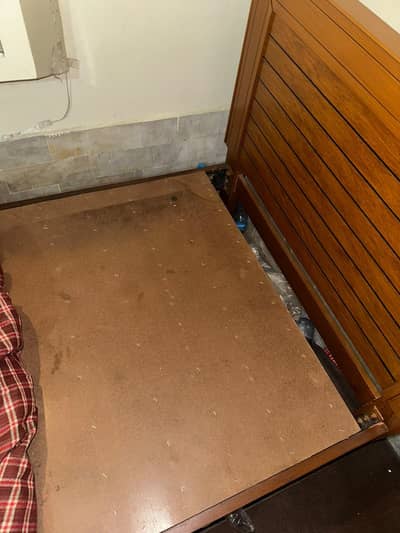 Single Wood bed for sale Regular Used