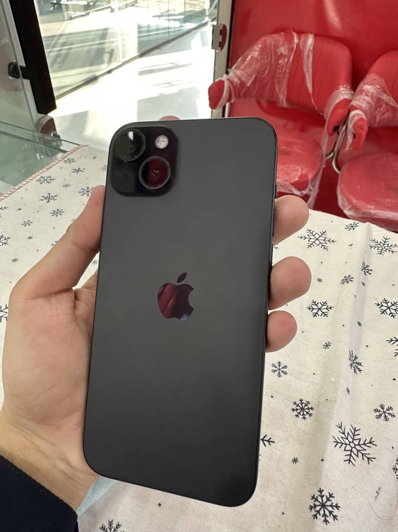 Apple iPhone 15 plus 0