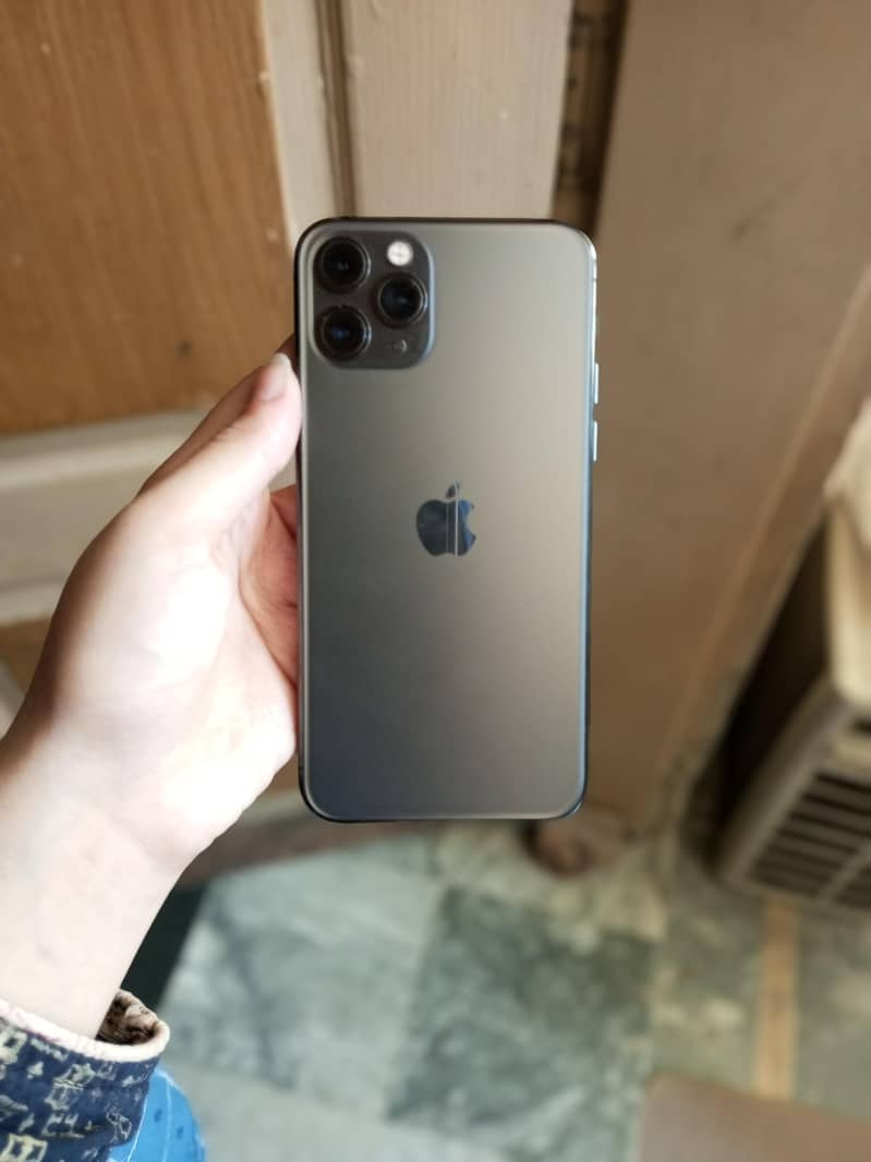 Apple iPhone 11 Pro 0