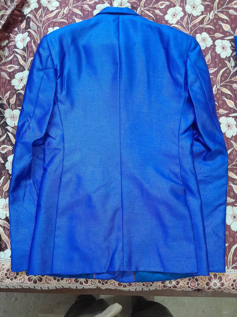 2 Piece Suit 1