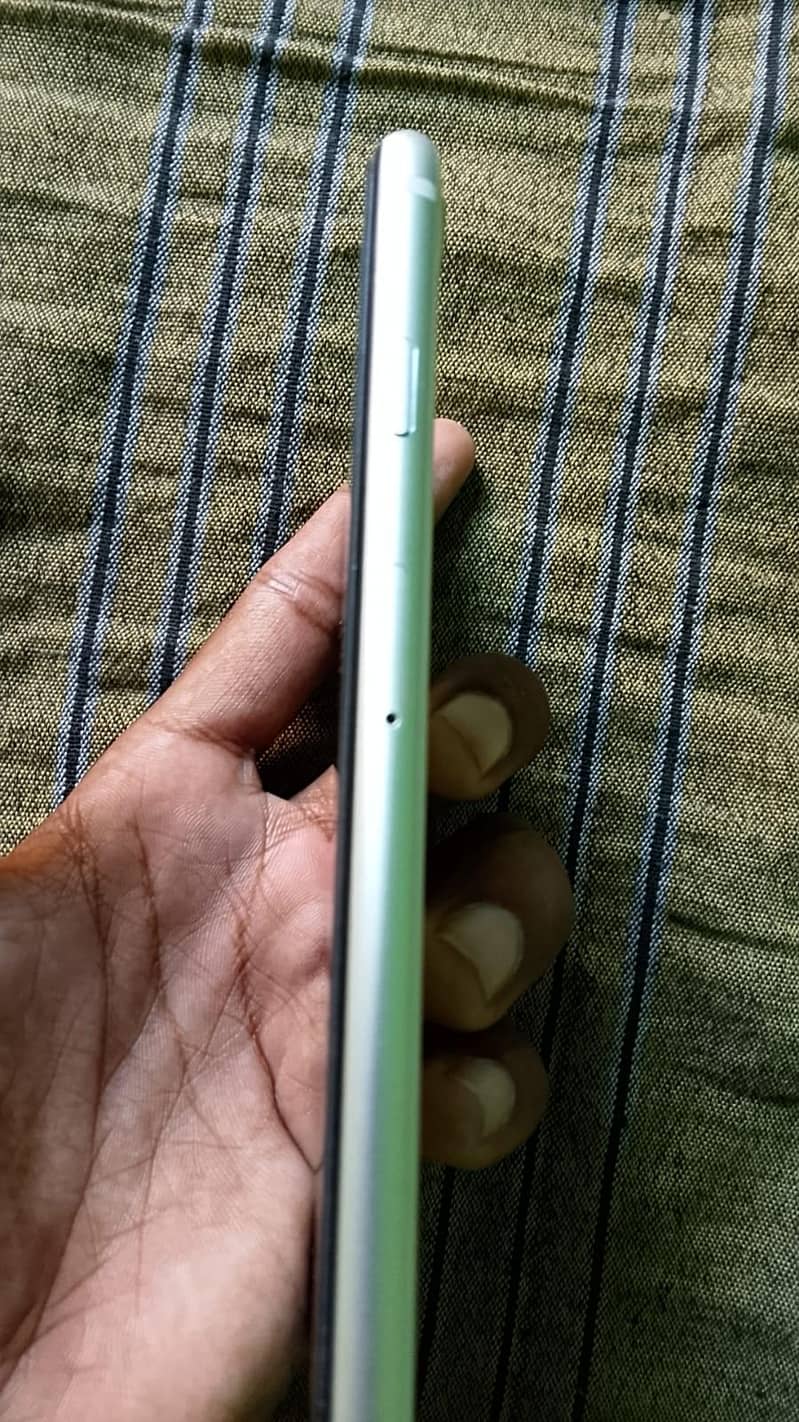 Apple iPhone SE 2