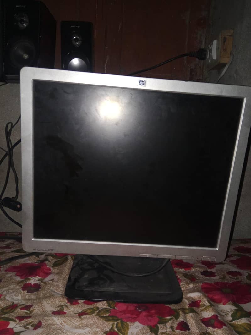 HP LED. . . 0
