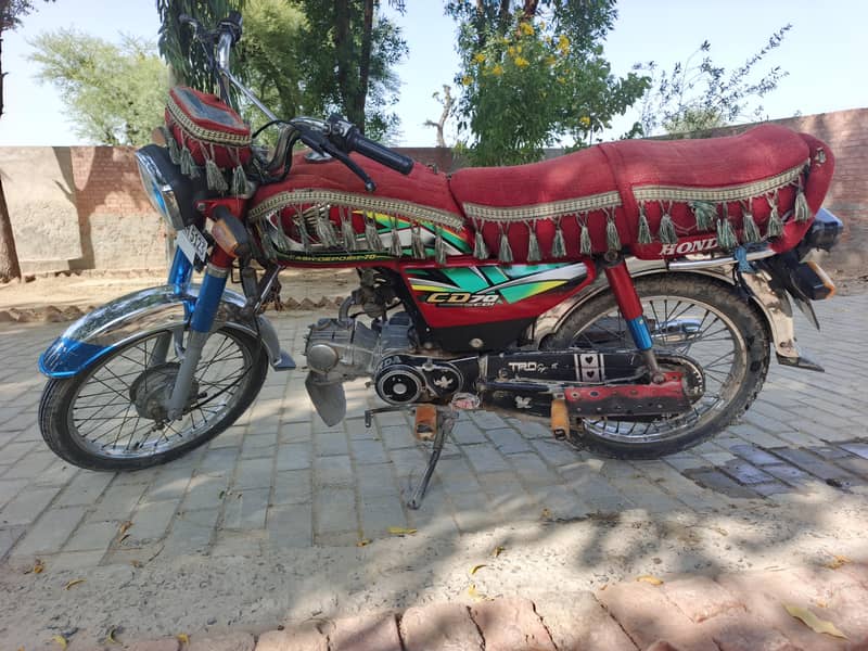 Honda CD70 0