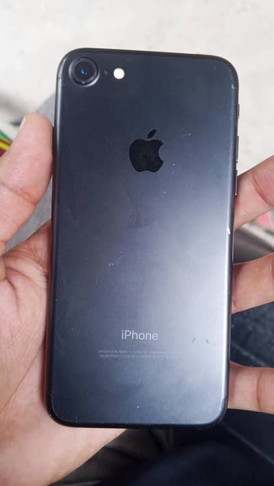 Apple iPhone 7