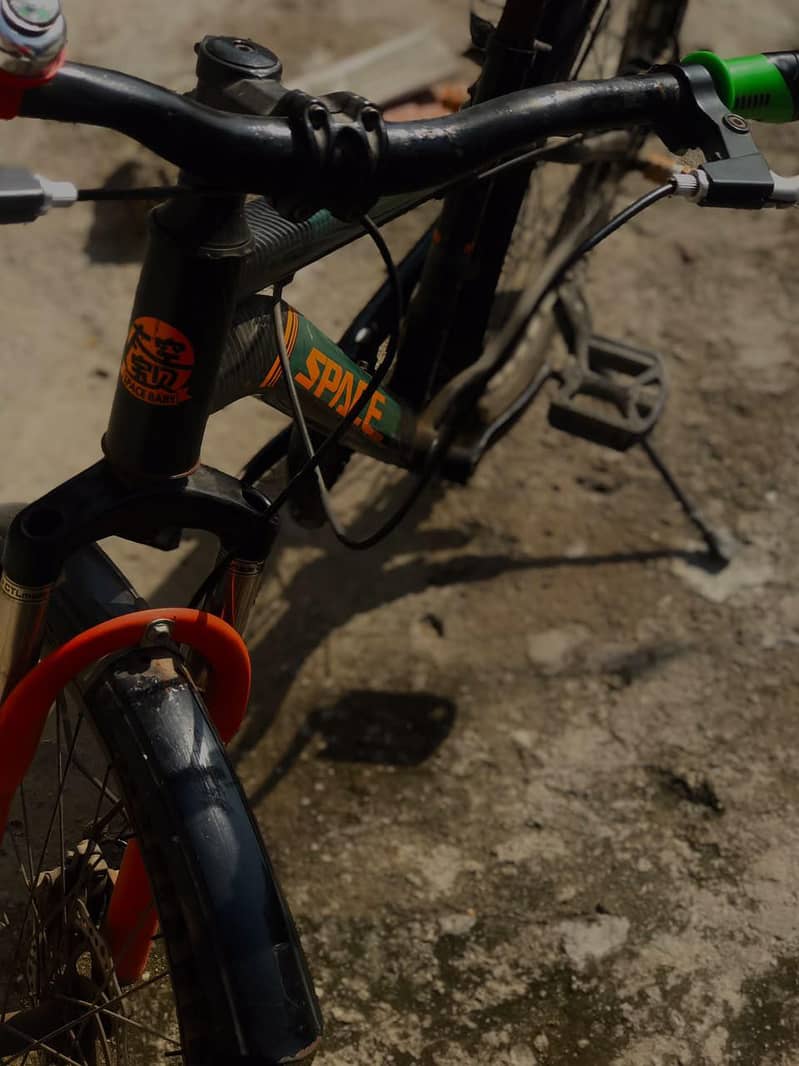 Medium Bicycle 0
