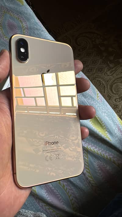 Apple iPhone Xs