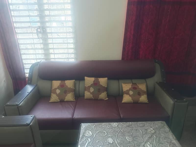 Solid wooden 5 seater sofa set 0
