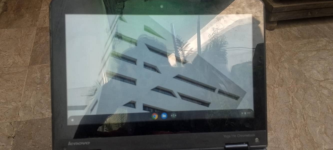 Chromebook 0
