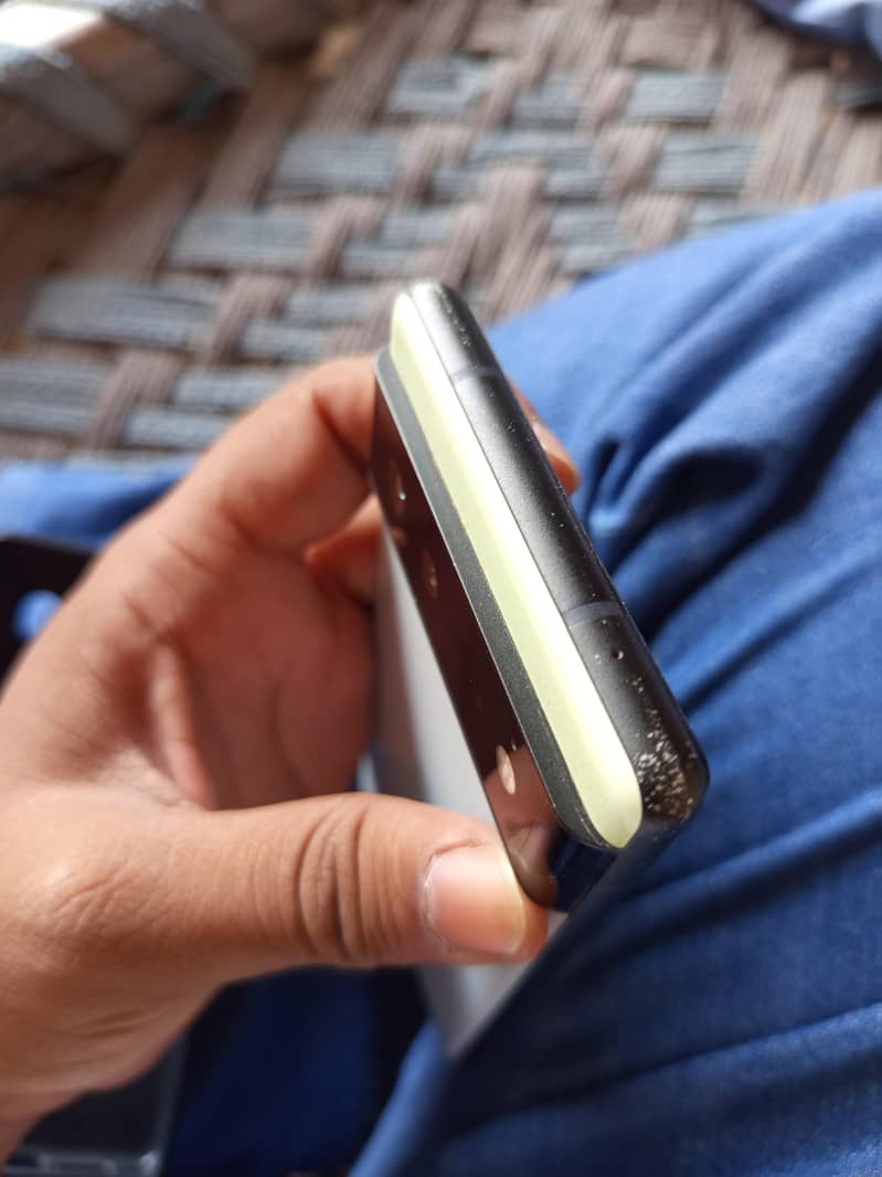 Google Pixel 6 5