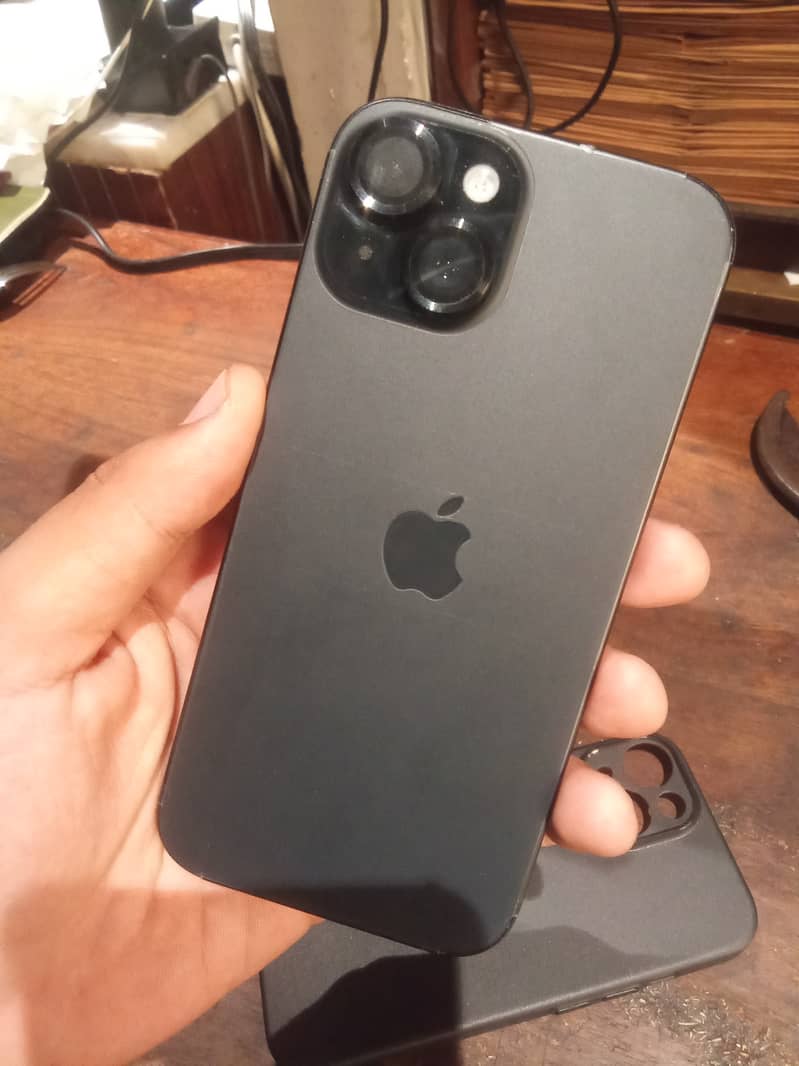 Apple iPhone 15locked 1