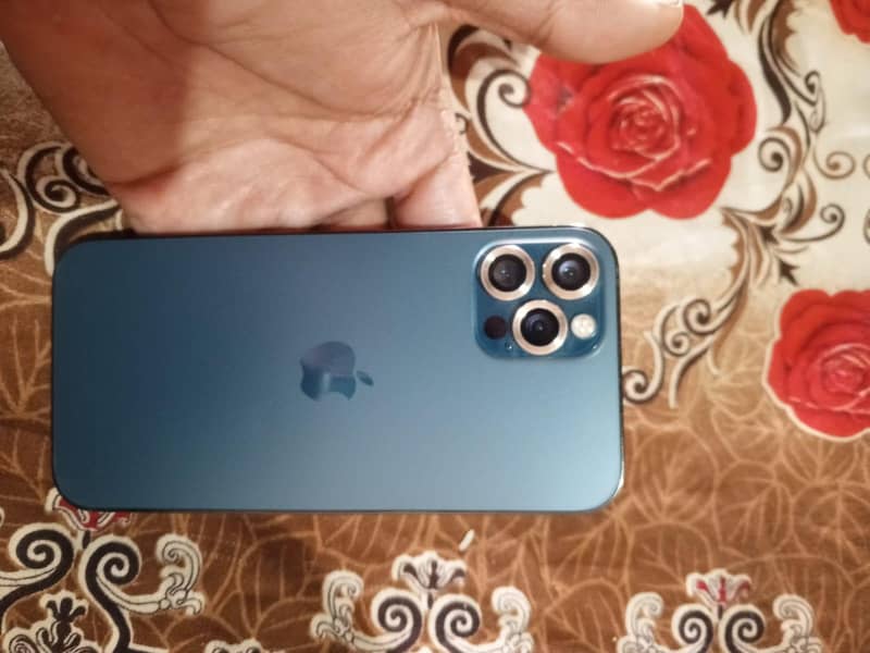 Apple iPhone 12 Pro 2
