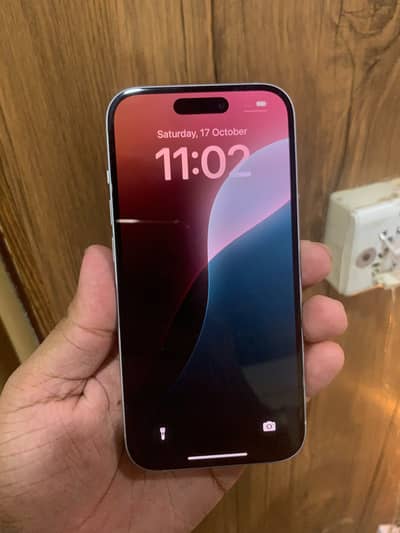 Apple iPhone 15