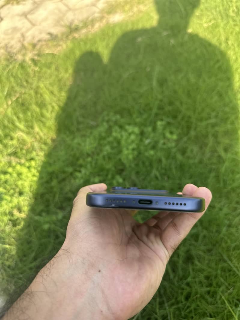 Apple iPhone 17 Pro Max 8