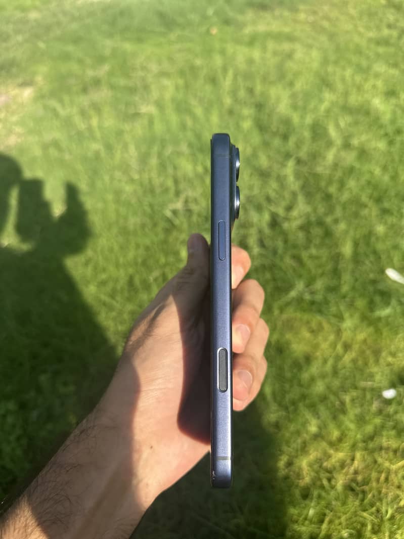 Apple iPhone 17 Pro Max 13