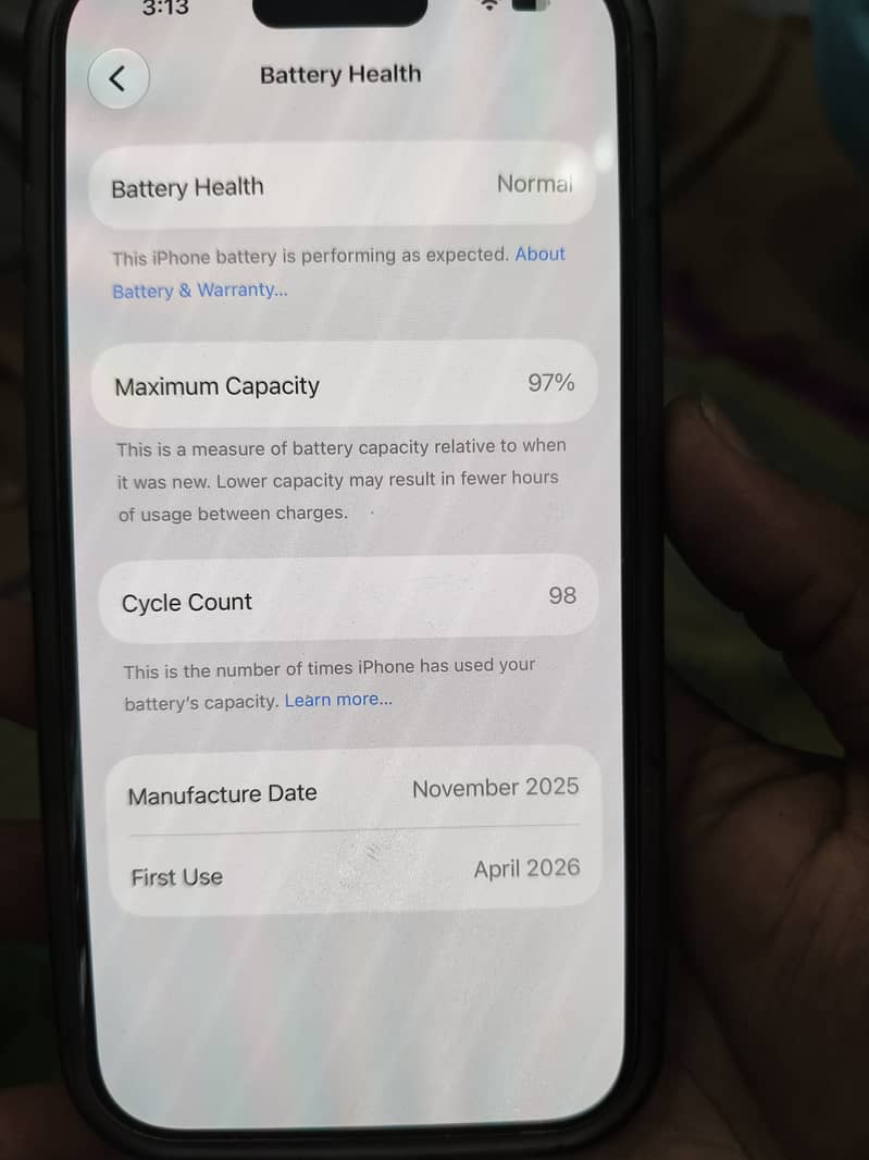 Apple iPhone 15 4