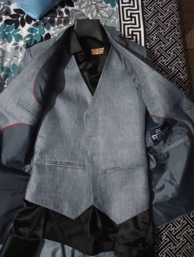 pent coat 3