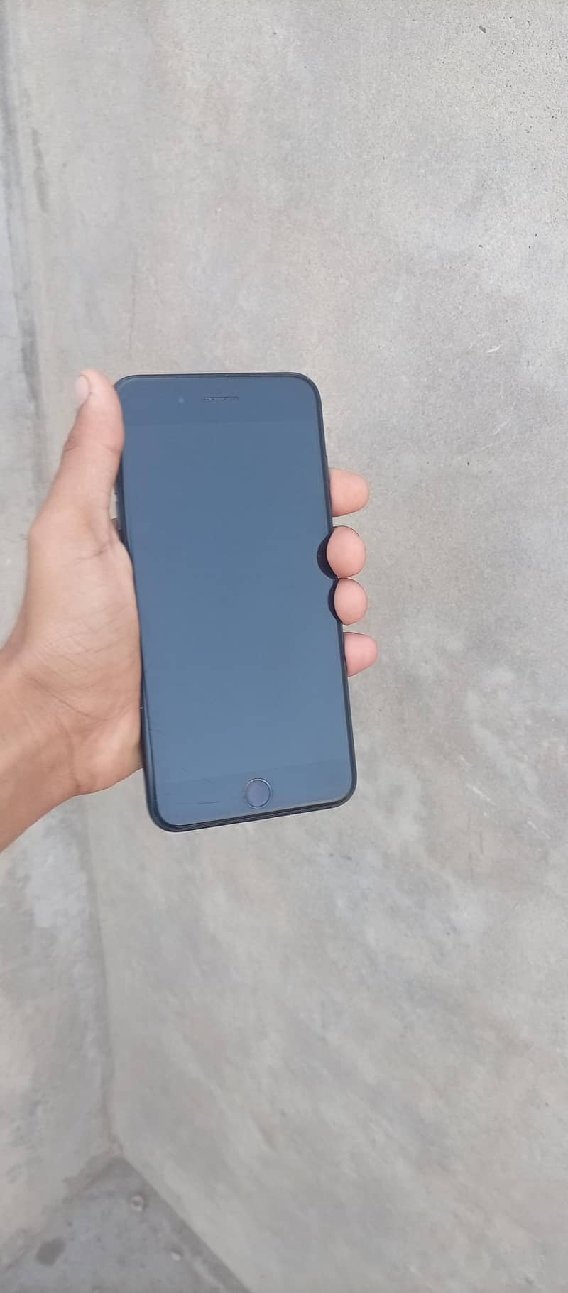 Apple iPhone 7 Plus 3