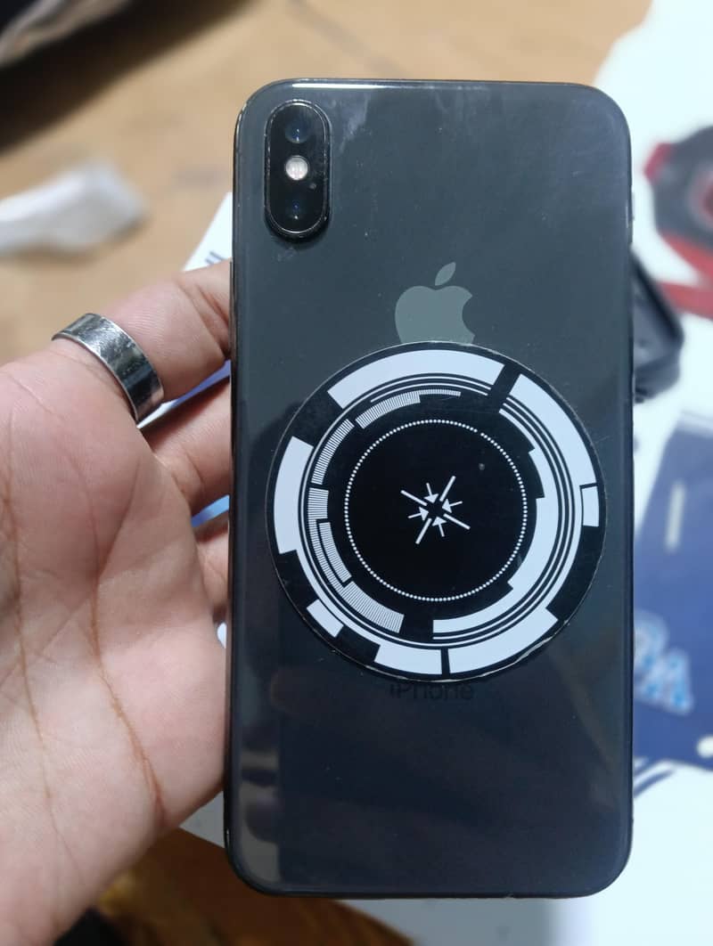 Apple iPhone X 3