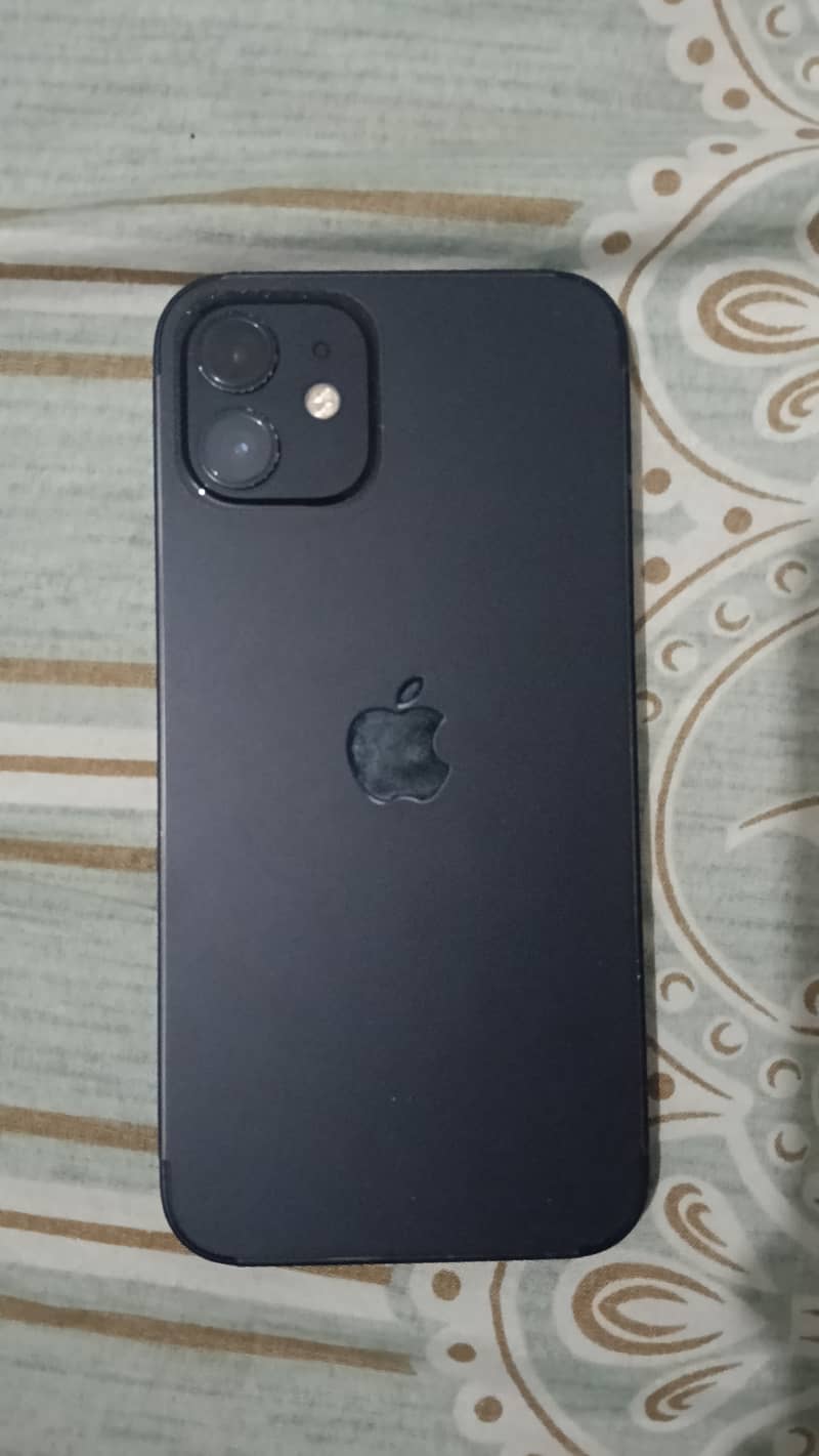 Apple iPhone 12 3