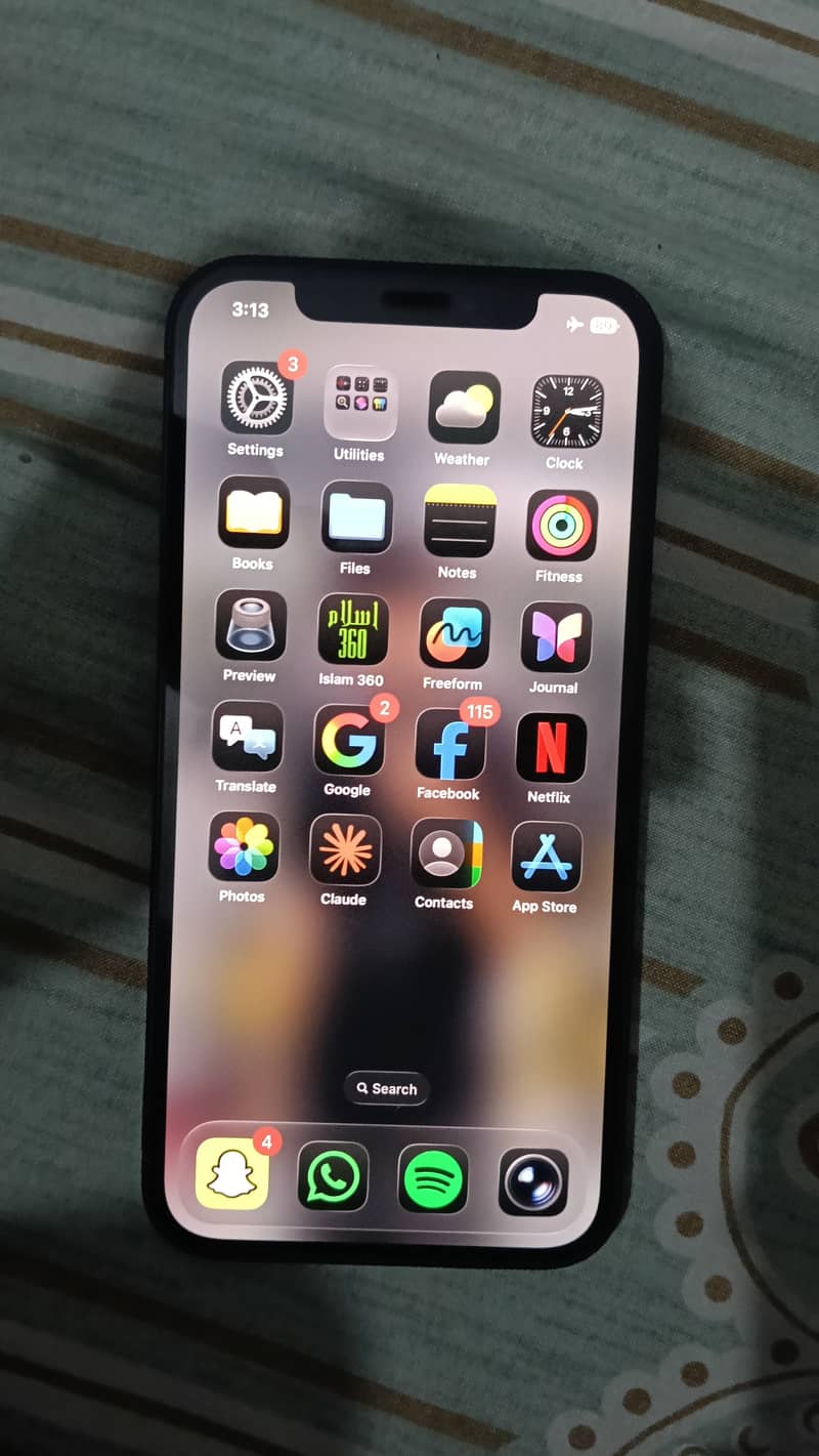Apple iPhone 12 6
