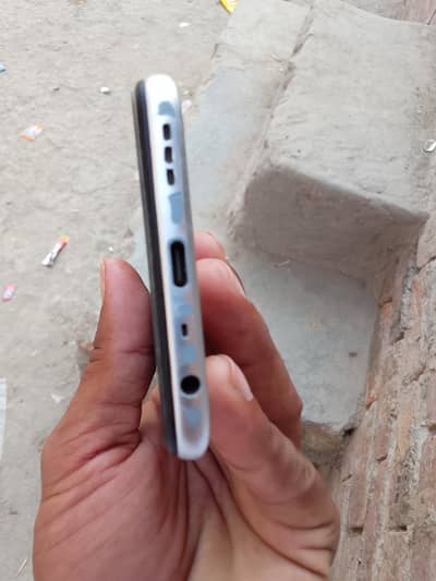 Oppo A16