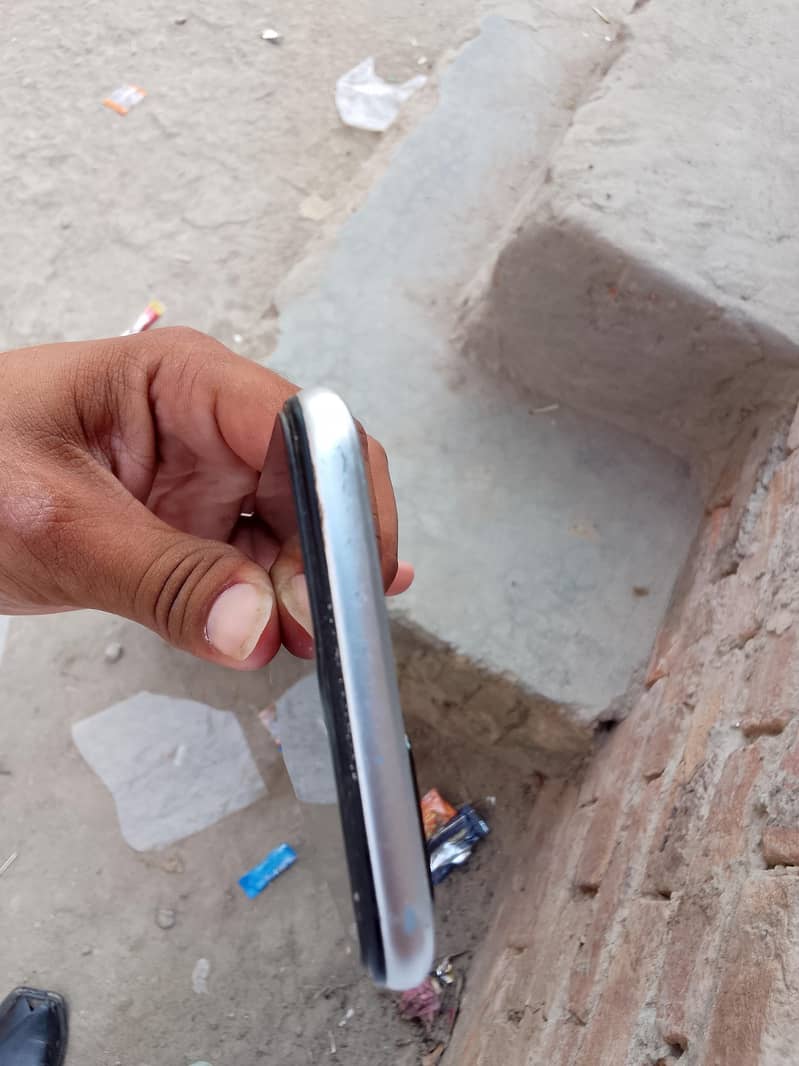 Oppo A16 1