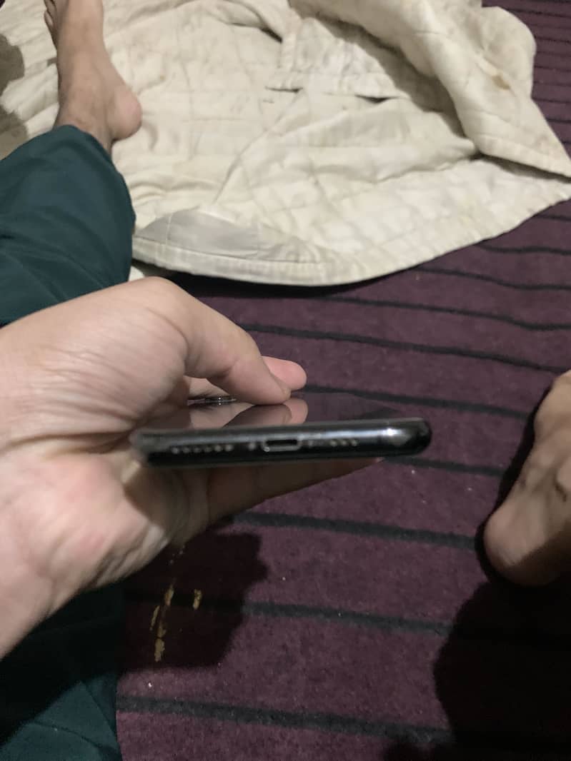 Apple iPhone XS 2