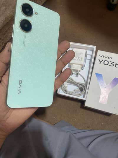 Vivo Y03t 4/64 bilkul new phone new condition