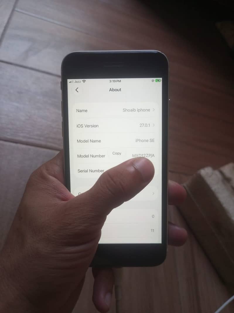 Apple iPhone SE 2nd generation 0