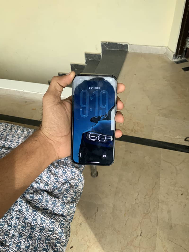 iPhone 13 2
