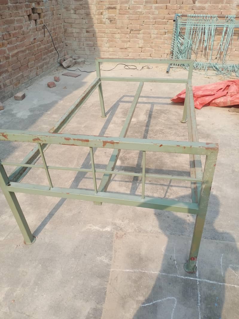 iron Bed 2