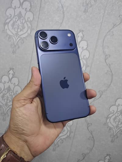 Apple iPhone 17 Pro Max locked