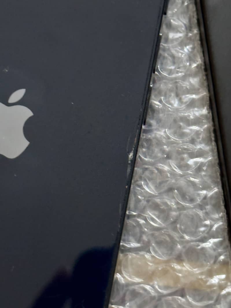 Apple iPhone 13 3