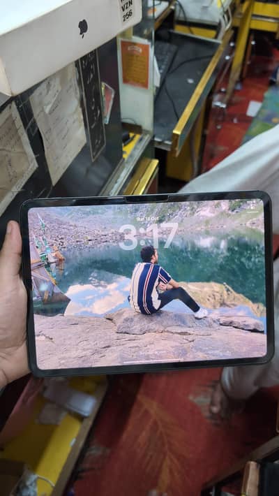 IPAD M5 LLA & Celuller 256GB