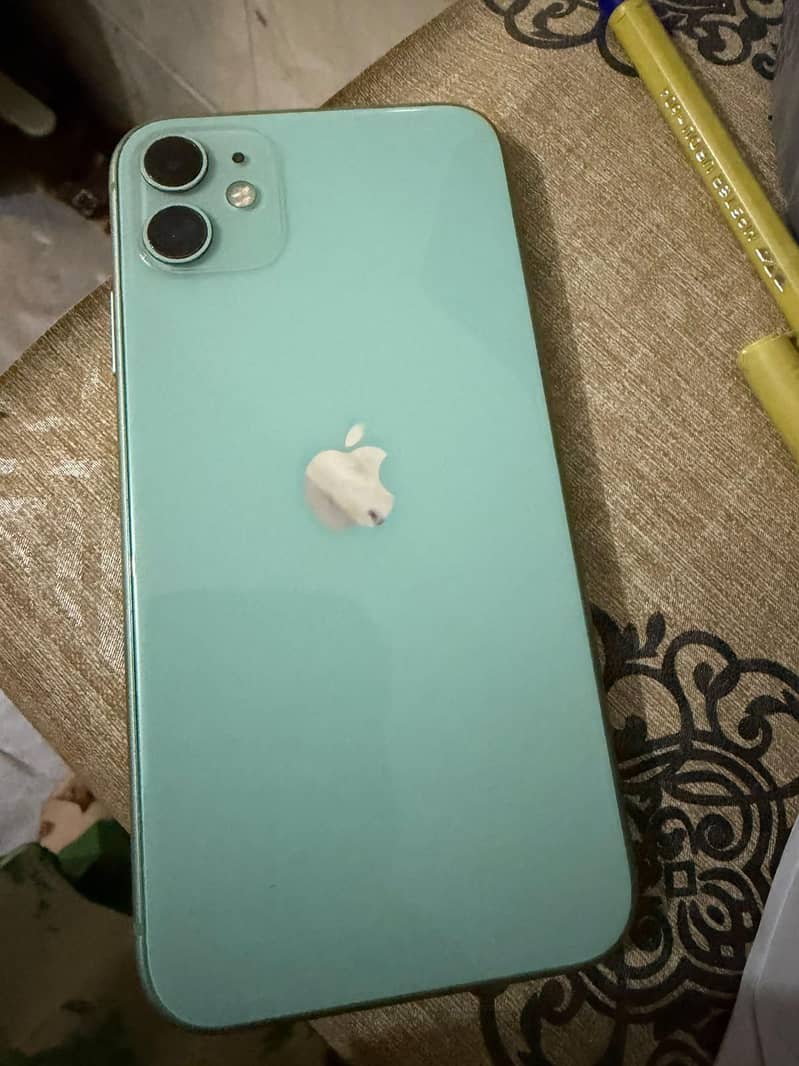 Apple iPhone 11 0