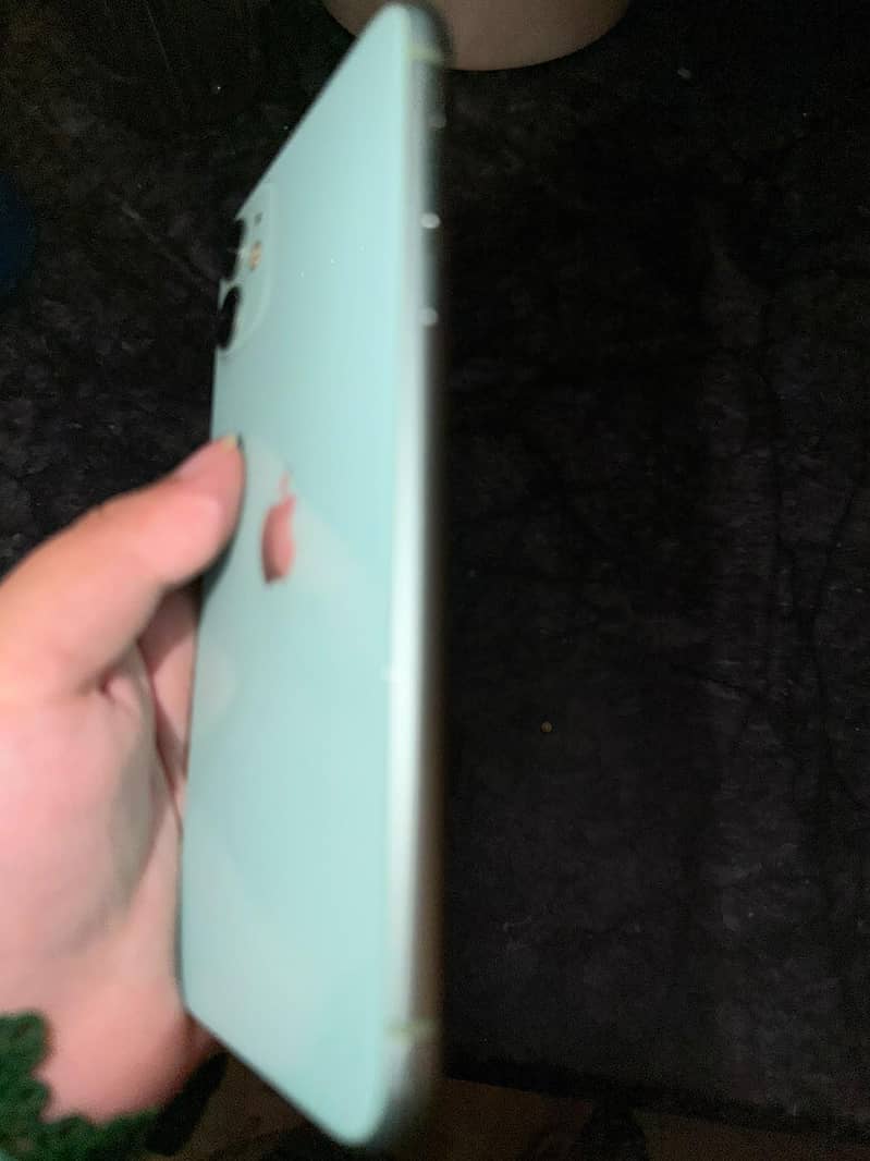 Apple iPhone 11 2