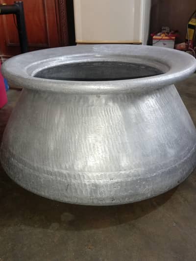 Barhi Silver Deg – Mazboot Aur Heavy Quality