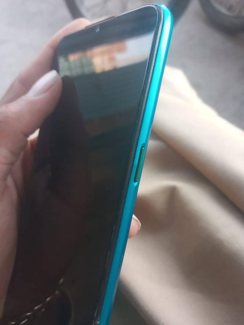 Realme 5i 3