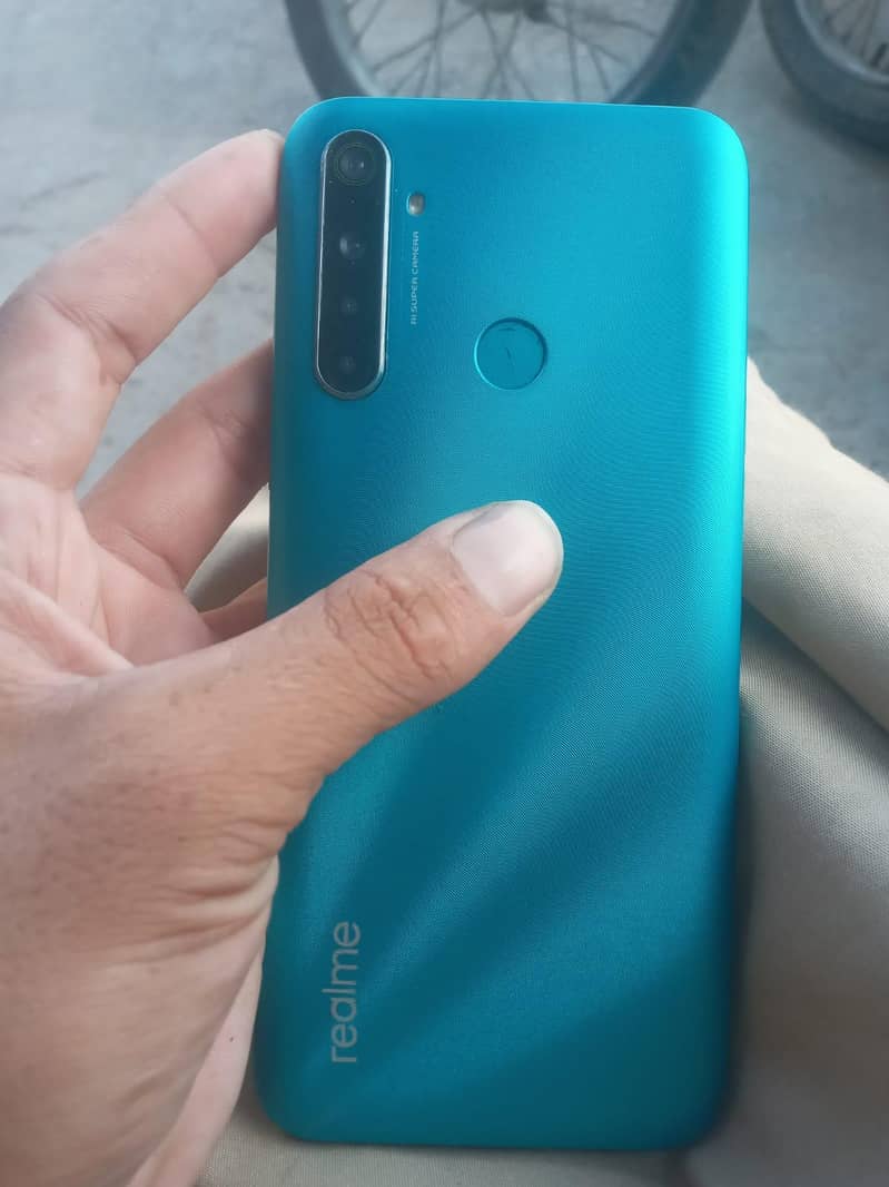 Realme 5i 5