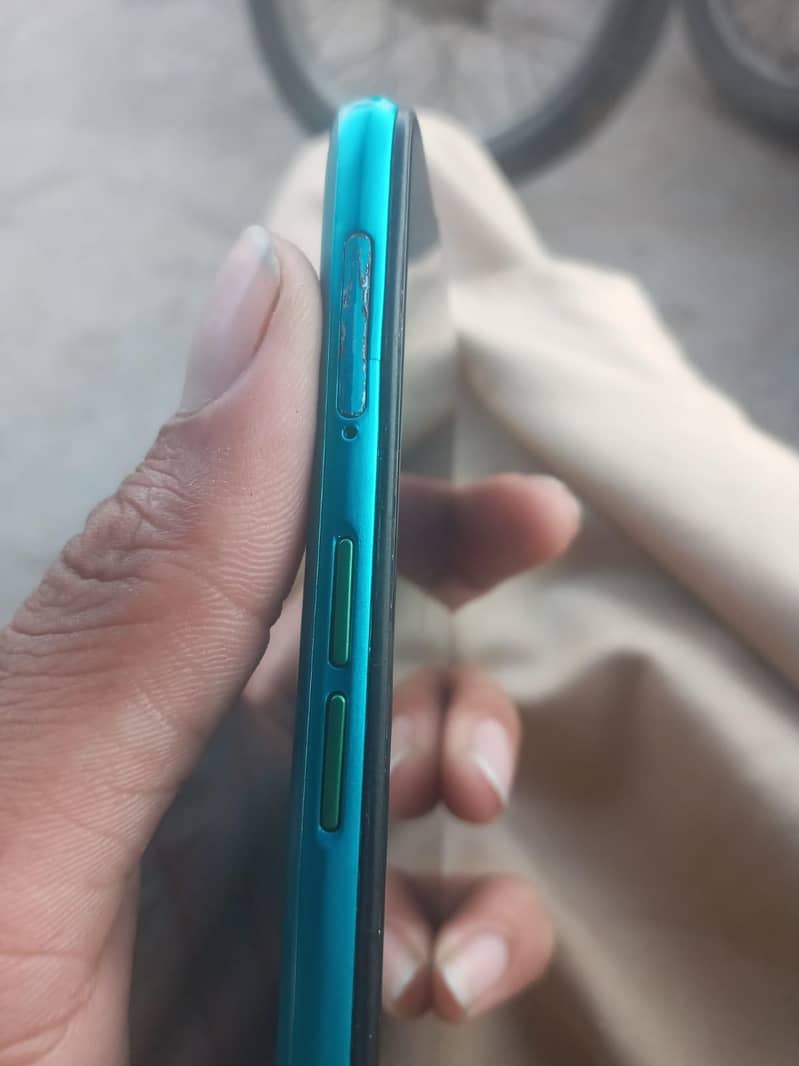 Realme 5i 7