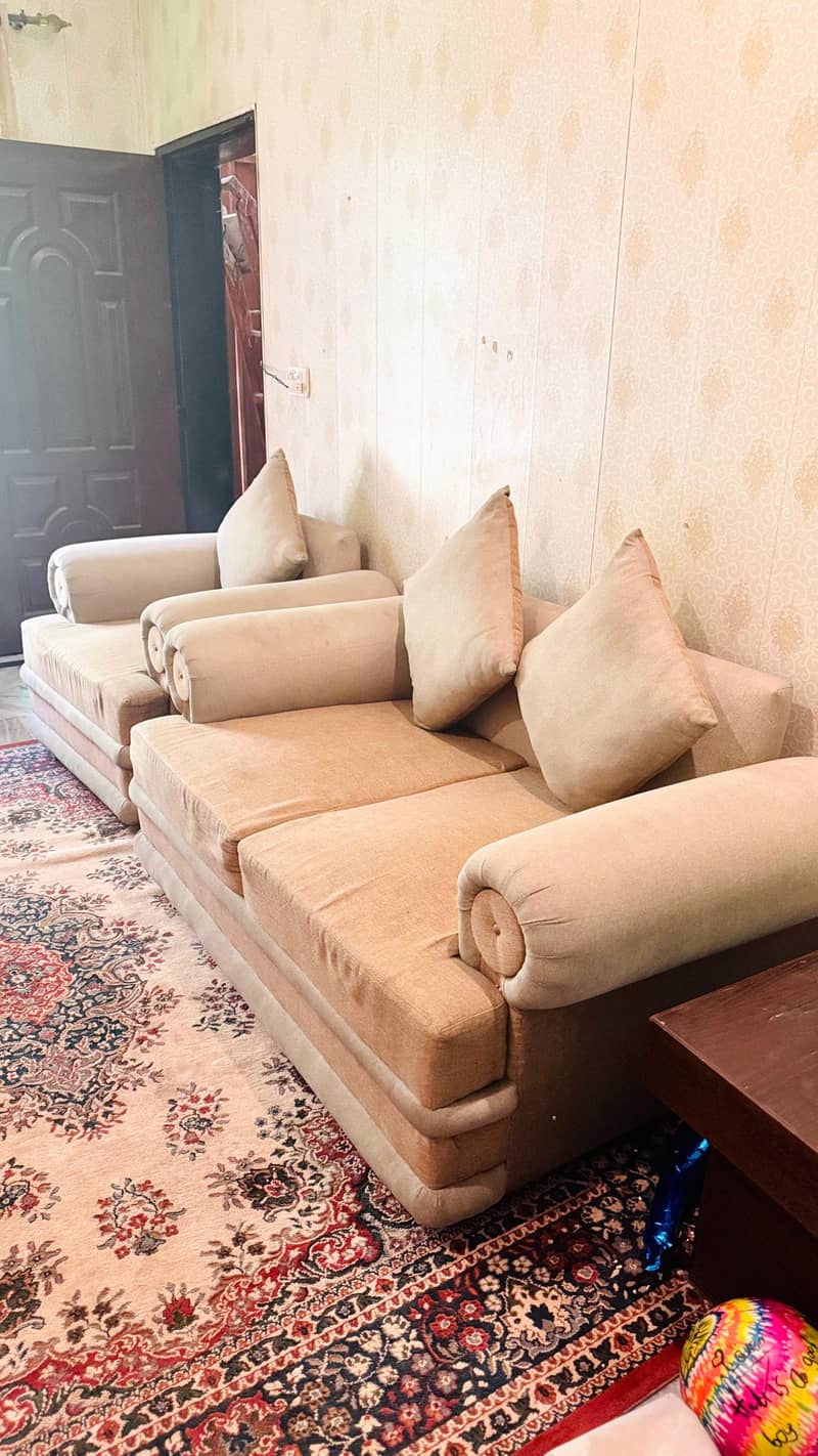 sofa set  with table and Dewan 1