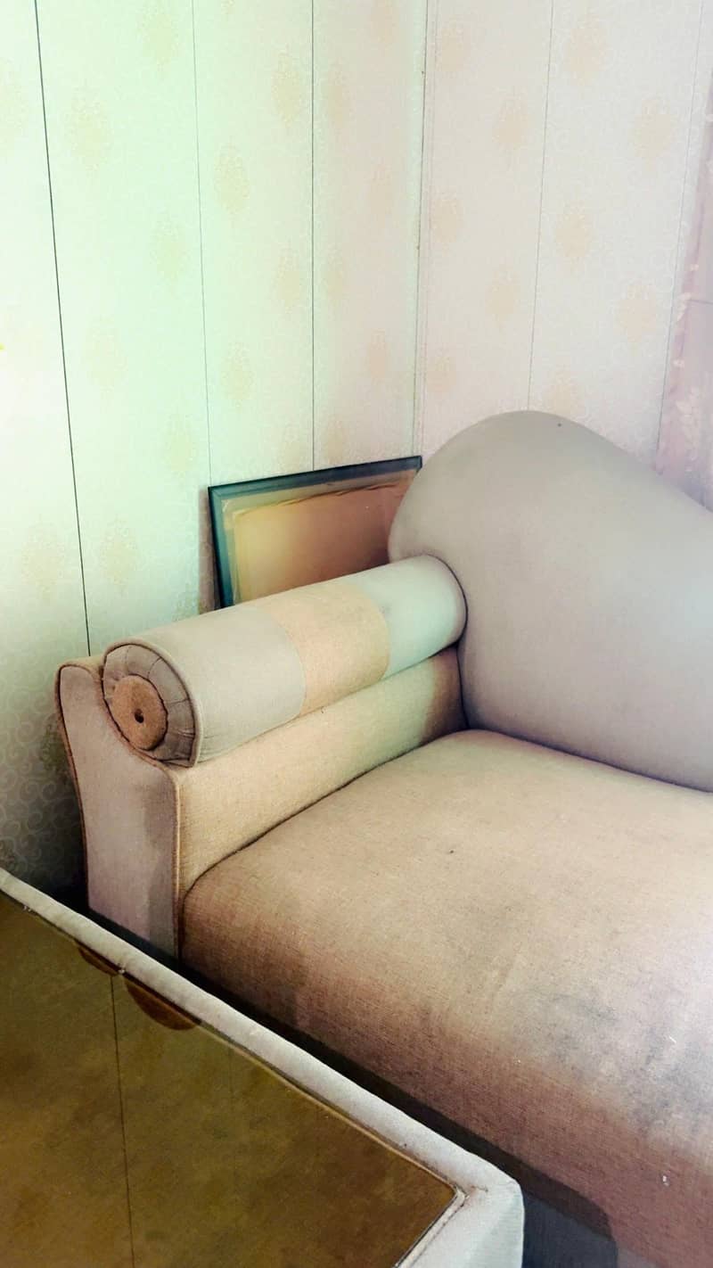 sofa set  with table and Dewan 8